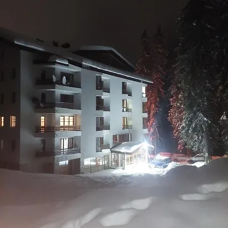 & In Apartment Pamporowo